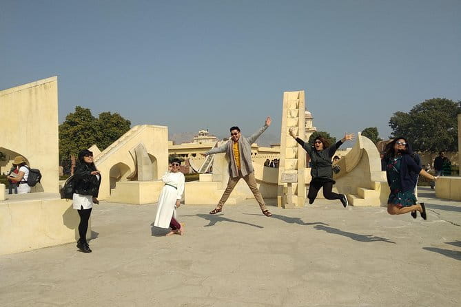 2 Day Jaipur Tour for First-Time Visitors - Day 2 Photo Breaks and Craft Factory Time