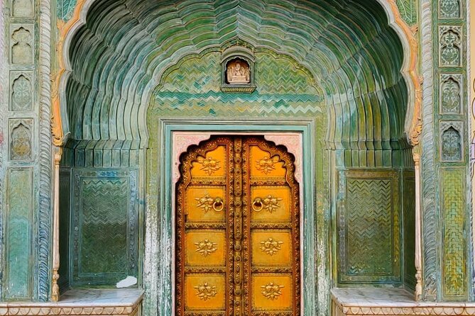 2-Day Private Jaipur City Sightseeing Tour with Three Forts - Guide and driver quality: what you gain with a private team