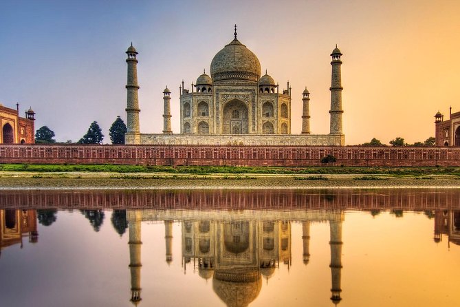 3 Days: Private Guided Tour Of Jaipur & Agra With Drop At Delhi - Day 1 in Jaipur: Amber Palace first, then palaces and city landmarks