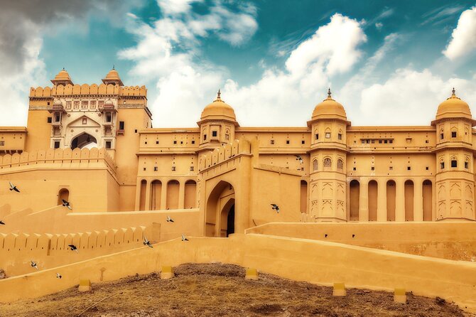 4 Days Guided Jaipur, Ranthambore Tigers & Udaipur Tour With Safari & Hotels - Day 1 in Jaipur: Amber Fort, Jal Mahal, City Palace, Jantar Mantar, Hawa Mahal