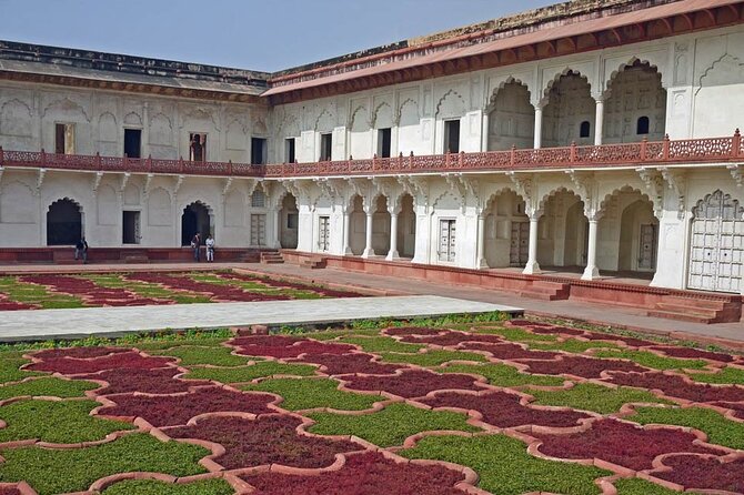 4 Days Private Golden Triangle Tour - Day 3 Agra and the Sunrise Taj Mahal Inside-Access Feel