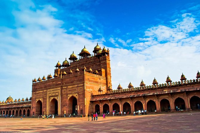 Abhaneri & Fatehpur Sikri Tour From Jaipur with Agra Drop - Chand Baori Stepwell in Abhaneri: short stop, big visual impact