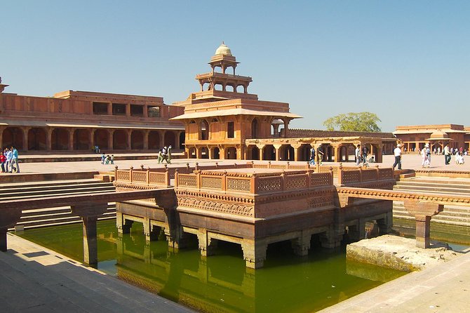 Affordable transfer from Jaipur to Agra via Fatehpur Sikri - Timing: an 8 to 9 hour day that stays realistic