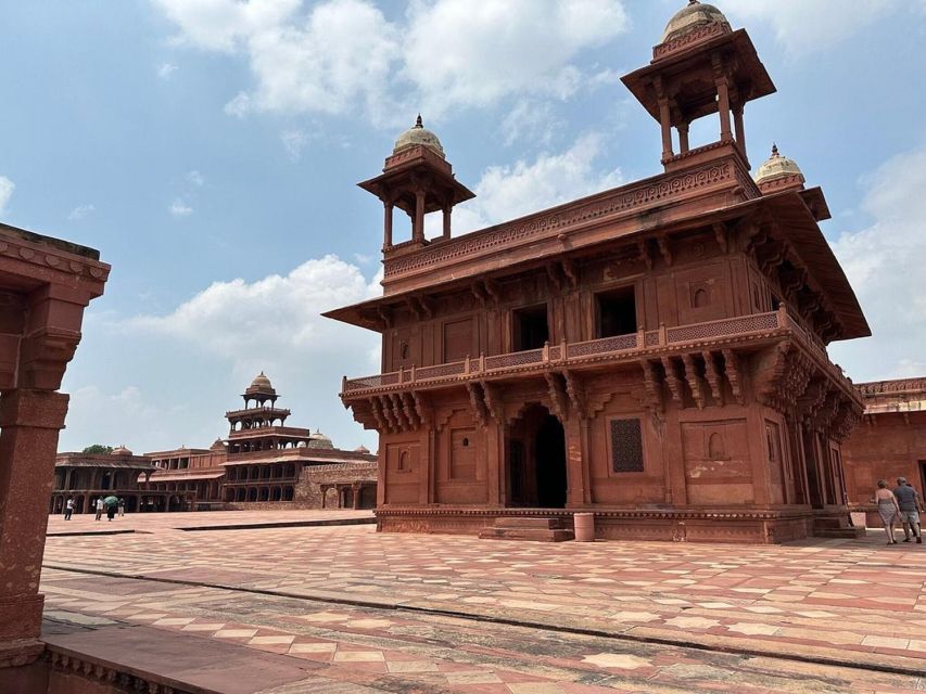Agra to/from Jaipur with Chandboari Stepwell & Sikri Visits - Why this Agra to Jaipur transfer is worth doing