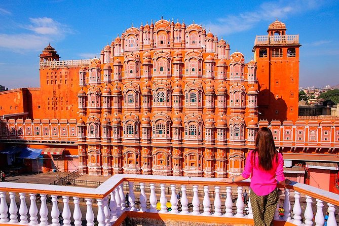 All Inclusive Private Jaipur City Tour with 5-star Lunch & Guide - Amber Fort at the hilltop: Jai Mandir Temple and Sheesh Mahal