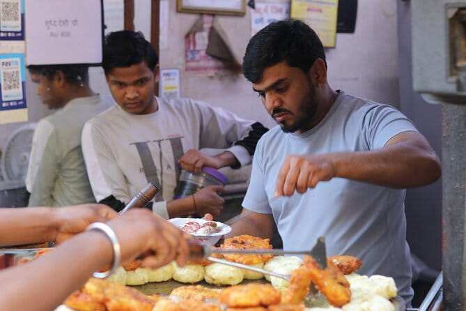 All inclusive Vegetarian Jaipur Food and Heritage Tour - Key things that make this Jaipur tour worth your time