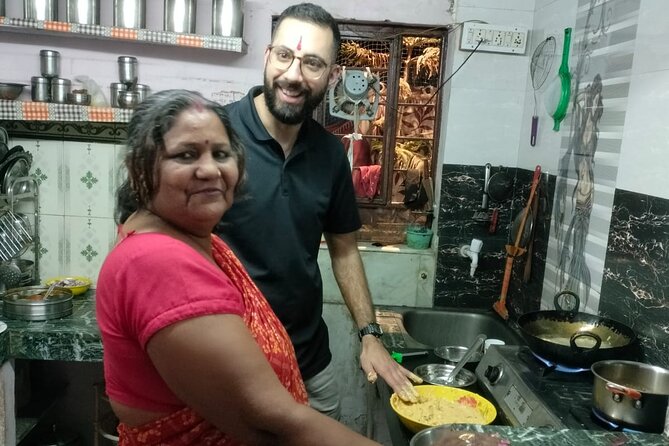 Best cooking class with family in Jaipur - Activity in jaipur - Hands-on teaching from Manju and family