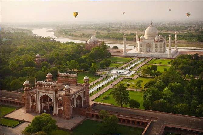 Day Trip to The Taj Mahal and Agra from Jaipur - Shopping stop at Sanskriti’s Imperial Gems: set your limits early