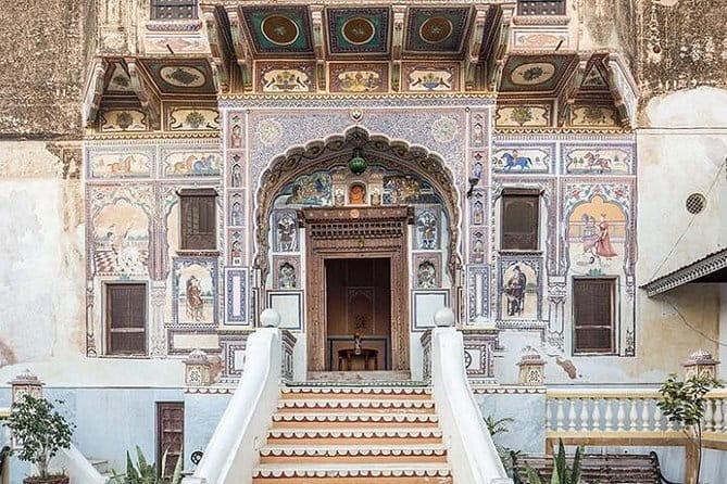 Explore Private Tour The Golden Triangle Done Differently - Day 3 Agra-area icons with story power: Itimad-ud-Daulah and the Black Taj