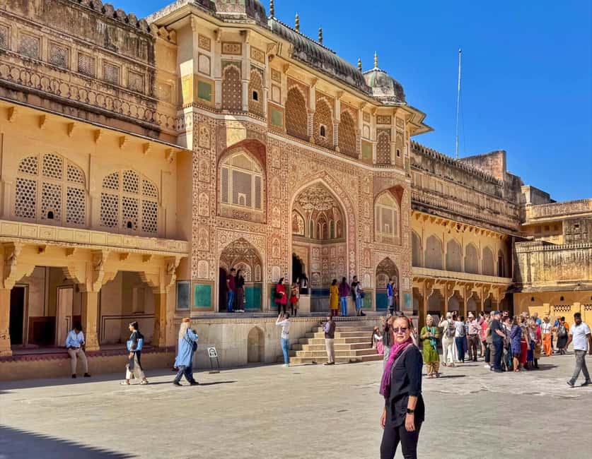 Feel Jaipur Like a Local with Guide & Old City Heritage Walk - Morning at Amber Fort: the views make sense