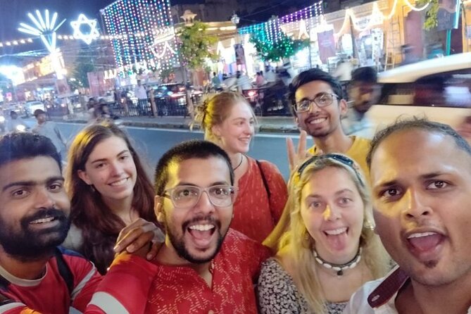 Food Walking Tour in Jaipur - Stop 2: Johri Bazaar Secret Chaat Spot and Mouth Fresheners (About 25 Minutes)