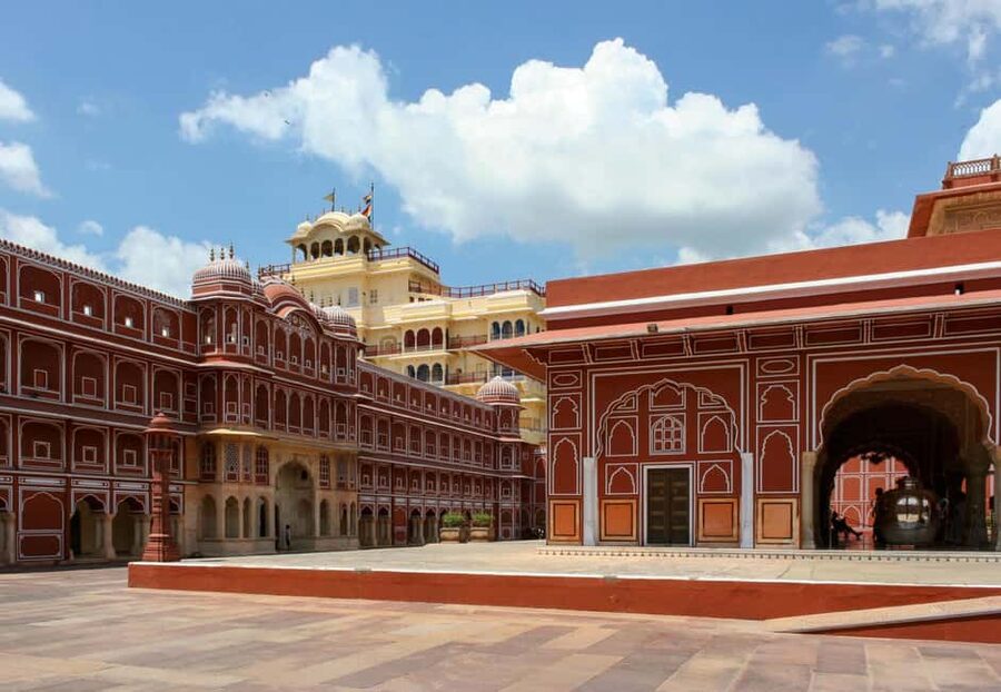 From Delhi: 3-Day Golden Triangle Tour with Agra and Jaipur - Agra Fort and the road to Jaipur with Fatehpur Sikri stop