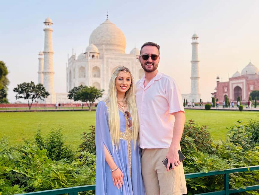 From Delhi: 6-Day Golden Triangle Tour with Ranthambore - Day 1 Delhi, Jama Masjid, Chandni Chowk, and Qutub Minar