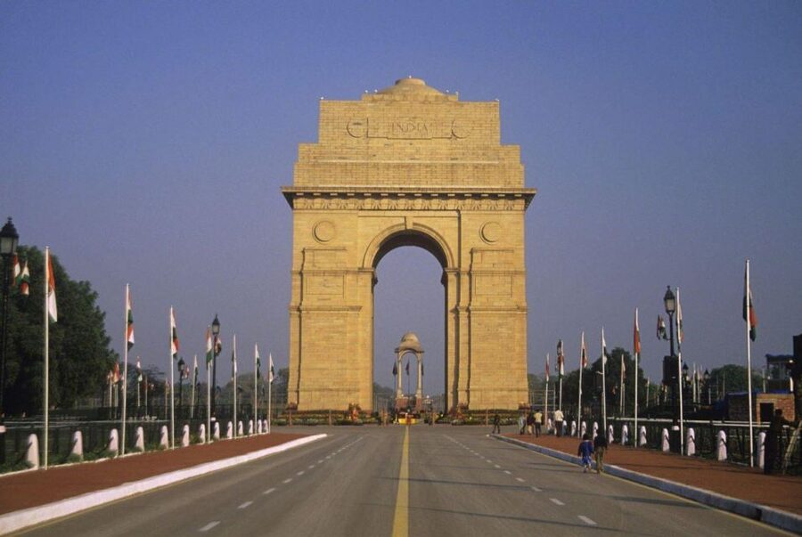 From Delhi: Private 4-Day Golden Triangle Tour with Pickup - The Agra Fort day, explained: why it is more than a second Taj