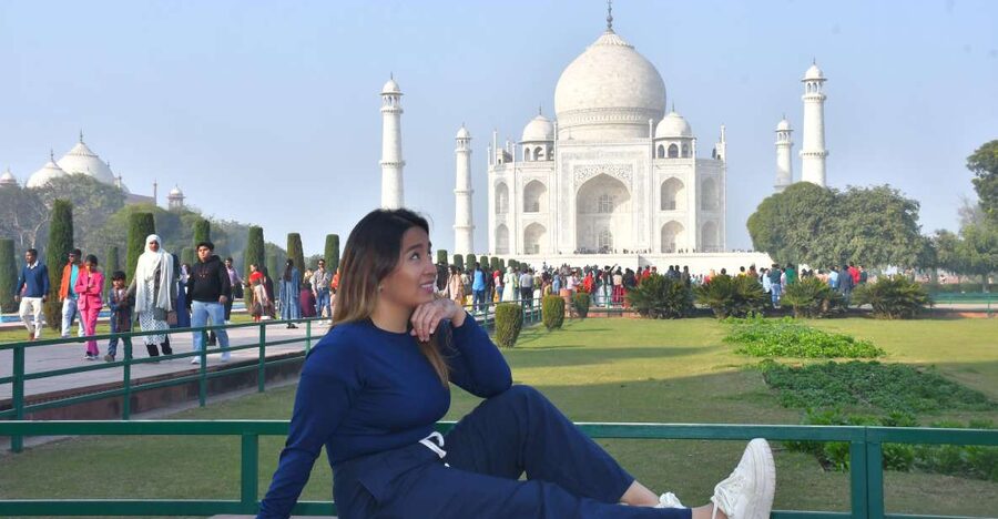 From Jaipur: Agra Private Day Trip with Taj Mahal &Agra Fort - Taj Mahal timing, queue flow, and how to get better photos