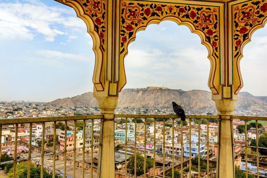 From Jaipur: Private Amber Fort, Jal Mahal and More Car Tour - Jal Mahal: The Submerged Palace Pause