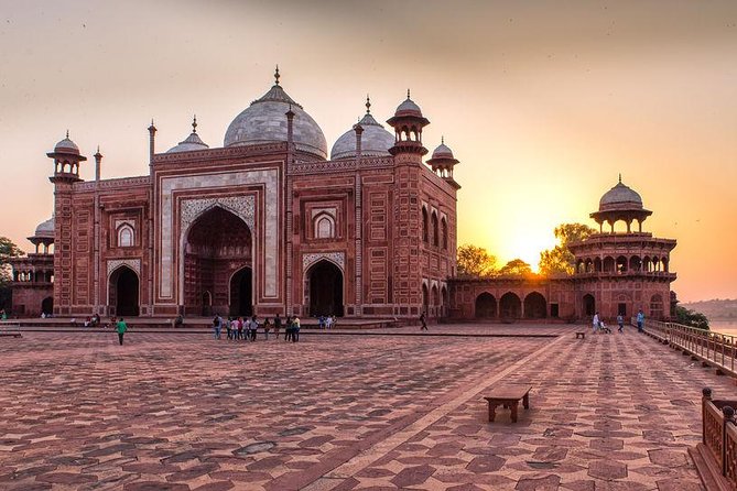From Jaipur Private Taj Mahal & Agra Fort Day tour with Transfers - What you are really paying for: value at $86 per person