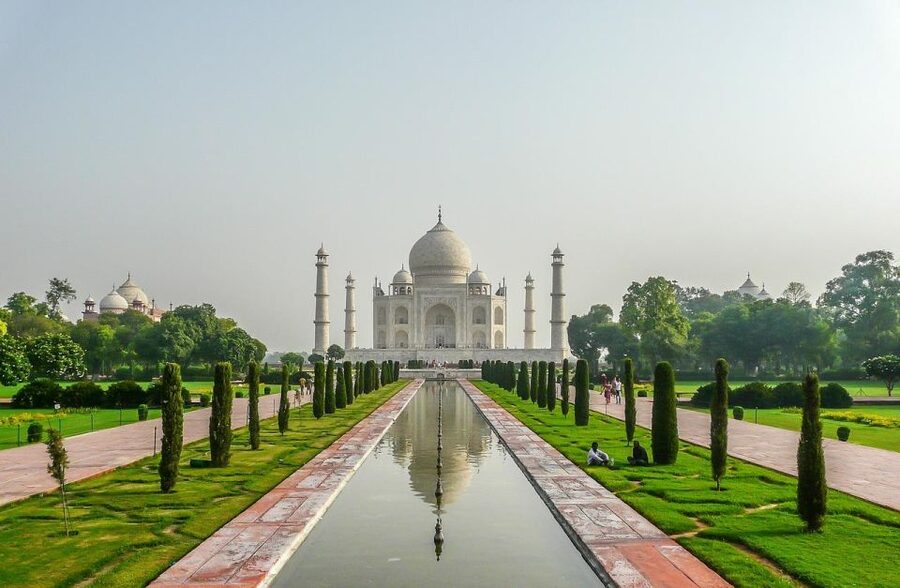 From Jaipur: Private Taj Mahal Sunrise & Agra Fort Tour - Private pickup, comfortable driving, and how to manage the long day