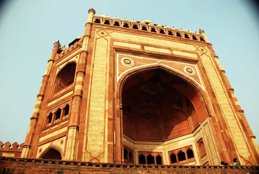 From Jaipur: Same Day Taj Mahal Tour with Fatehpur Sikri - Private Car, Bottled Water, High Tea, and the Guide Who Handles the Crowds