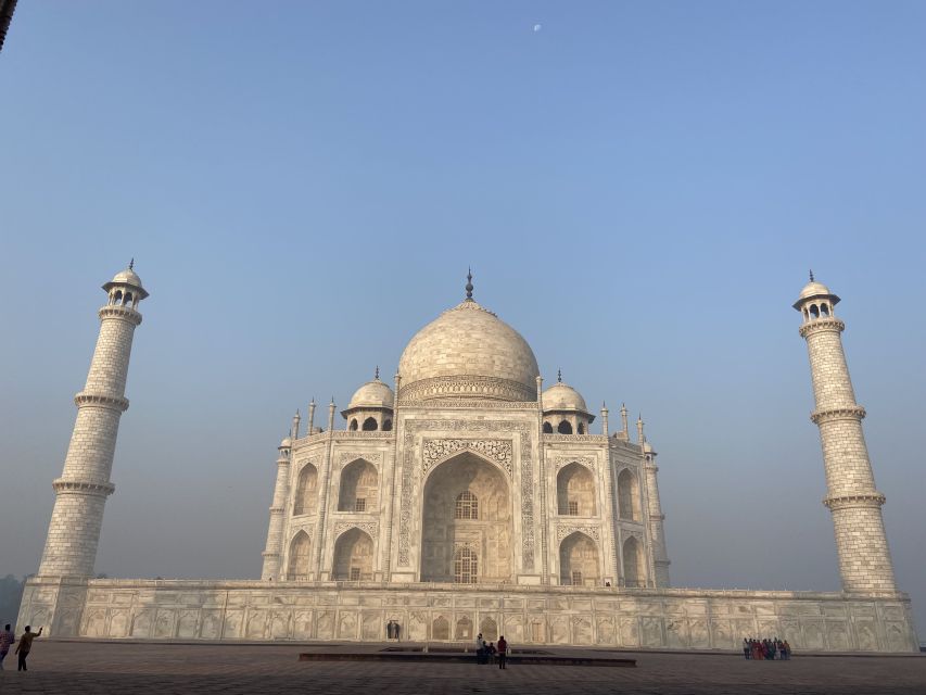 From Jaipur : Taj Mahal & Agra fort Tour and Drop Delhi - Transfer to Delhi: arrive by early afternoon, then keep moving
