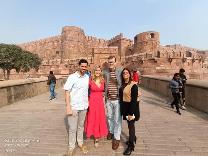 From Jaipur: Taj Mahal & Agra Private Guided Day Tour - Taj Mahal with a separate entrance and a guide who spots what you miss