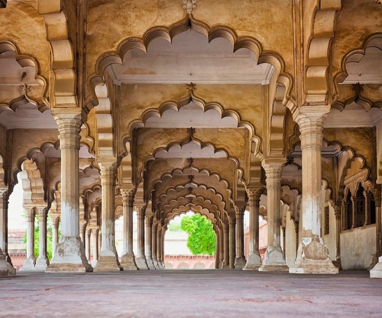 From Jaipur: Taj Mahal Guided and Agra Tour By Car - Lunch at a 5-Star Restaurant: The Reset Button