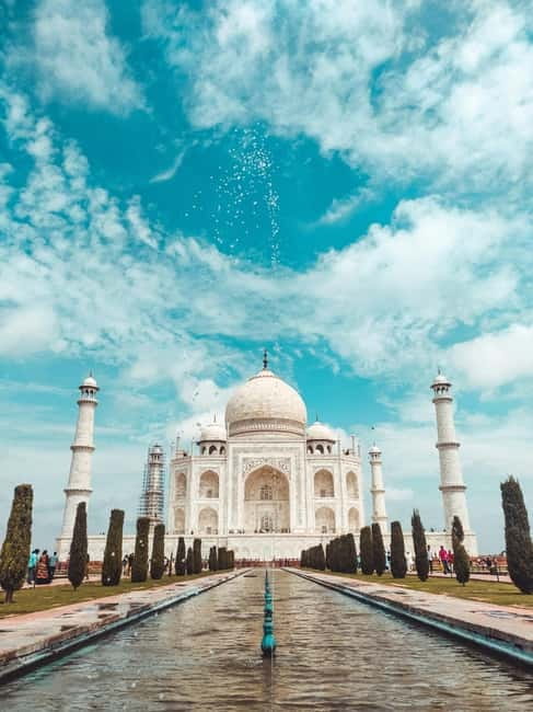 From Jaipur: Taj Mahal Same Day Guided Tour by Car - Agra arrival and the flow into the Taj Mahal visit