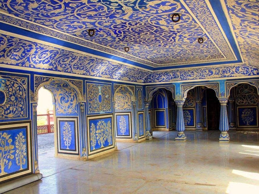 From New Delhi: Jaipur Tour by Fast Train or by Private Car - Amber Fort Courtyards: How Rajput and Mughal Details Show Up Fast