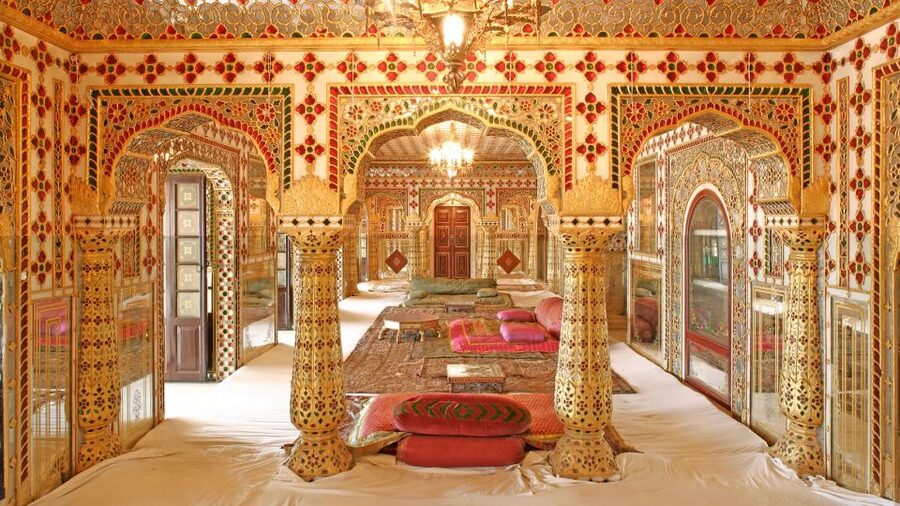 From New Delhi: Jaipur Tour by Fast Train or by Private Car - Hawa Mahal: Getting the Palace of Winds Perspective