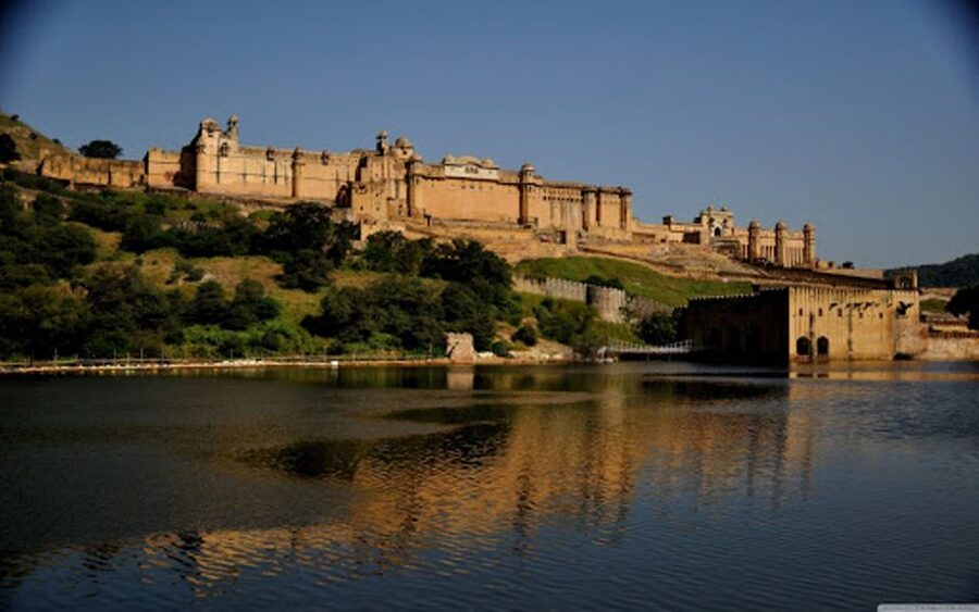 From New Delhi: Private Day Trip to Jaipur Skip-the-Line - Leaving New Delhi: private pickup, comfy ride, and time to reset