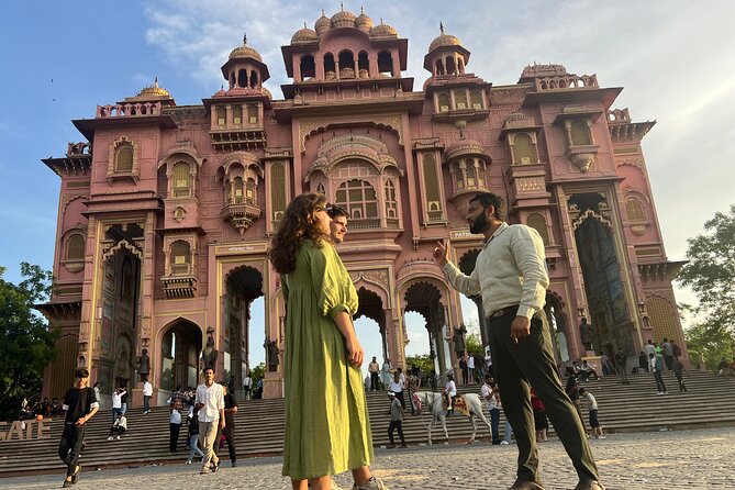 Full-Day Jaipur City Tour with Guide - Jal Mahal on Man Sagar Lake: photo stop done right