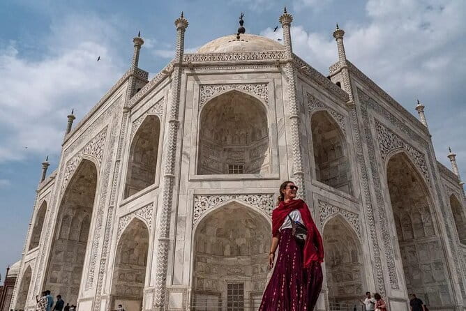 Guided Jaipur City Tour with Sunset - Royal Gaitor Tumbas: cenotaphs with quiet energy