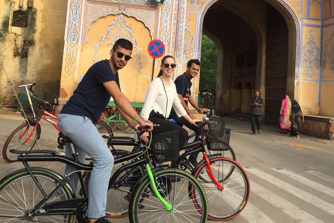 I Bike Inside Jaipur - Stop 3: Pink City flower and vegetable market, meet local farmers