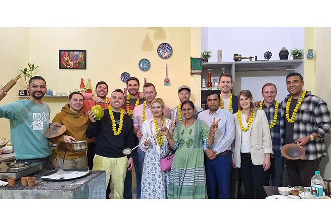 Indian Cooking Class with Local Family in Jaipur - Dinner included: why eating together is part of the lesson