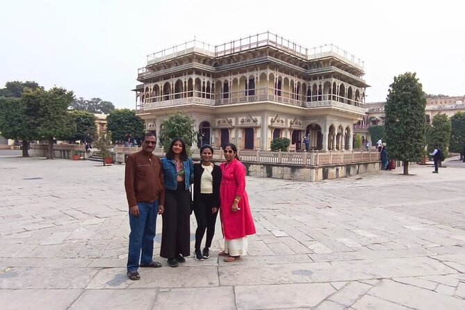 Jaipur 02 Days Private Tour with Vehicle+Professional Chauffeur - Day 2 starts after your breakfast: Jaigarh and Nahargarh for fort views