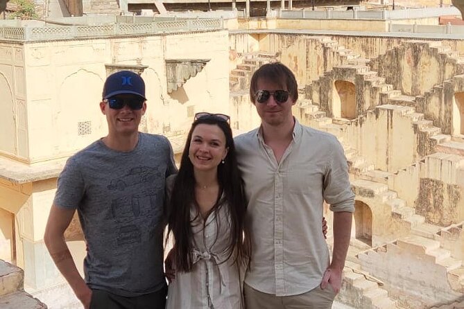 Jaipur- 1 Day Private Tour With Guide - Guides and drivers: what you should expect in real life