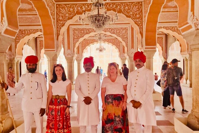 Jaipur: 2 Days private City Tour With Guide - Jal Mahal and Gaitore Ki Chhatriyan: water and marble