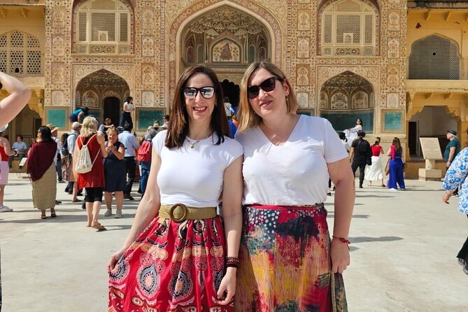 Jaipur: 2 Days private City Tour With Guide - Block printing and craft shopping, with real learning time