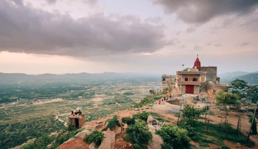 Jaipur: Ajmer & Pushkar Day Trip with Lunch & Camel ride - Key points worth knowing before you go