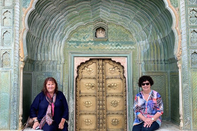 Jaipur City Full Day Tour By Tuk-Tuk - Old Jaipur time: markets and crafts without forcing it