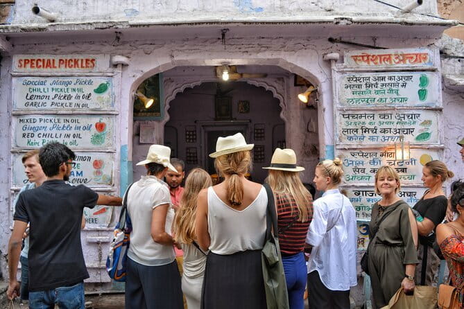 Jaipur City Heritage on wheels - Why a Heritage Bike Ride Fits Jaipur So Well
