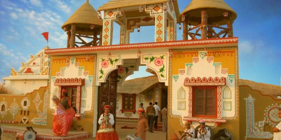 Jaipur: Cultural Evening Tour & Dinner at Chokhi Dhani - Dinner at Chokhi Dhani: what you actually eat (and why it’s the main event)