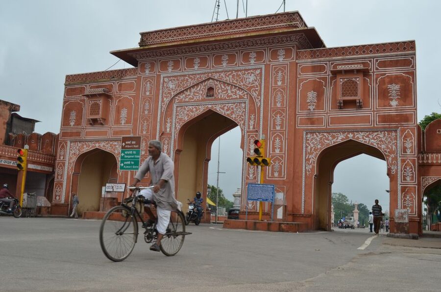Jaipur : Cultural & History Tour With Private Guide - Hawa Mahal, then Panna Meena ka Kund, the day’s fastest “wow” combo