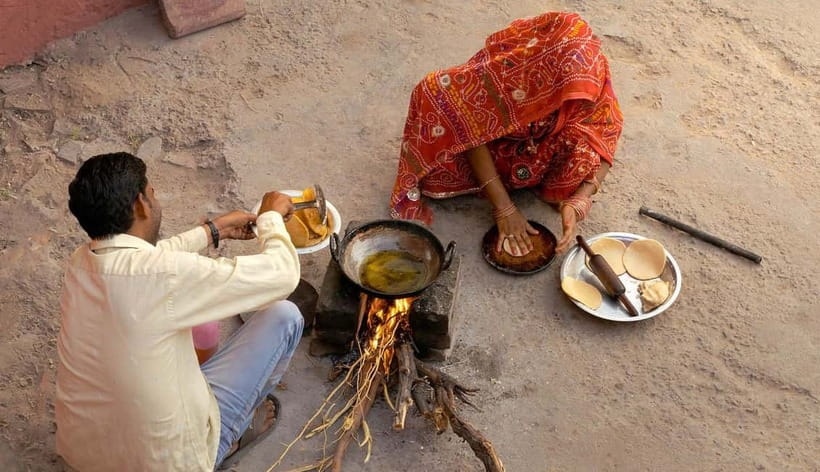 Jaipur: Cultural Tour with Artisan Craft Experiences - Jaipur, pickup to tuk-tuk craft stops with an English-speaking guide