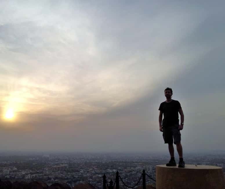 Jaipur: Explore Amber, Jaigarh & Nahargarh Fort with Sunset - Panna Meena ka Kund stepwell: geometric design you can actually see