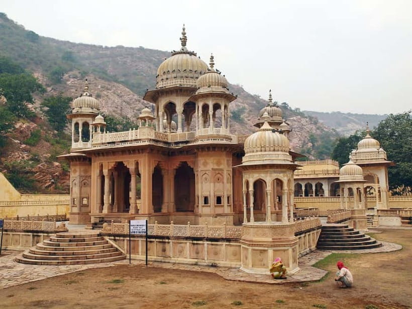 Jaipur: Explore Amber, Jaigarh & Nahargarh Fort with Sunset - Value for about $12: what’s included, what’s extra, and how to budget