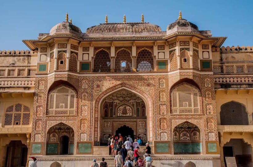 Jaipur: Explore City Sights, Amber Fort & Monkey Temple - A 7-hour Jaipur mix of icons, forts, and crafts