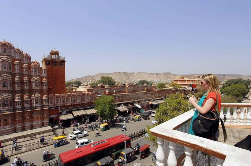 Jaipur: Explore City Sights, Amber Fort & Monkey Temple - Hawa Mahal: the pink façade, the lattice, and why it matters