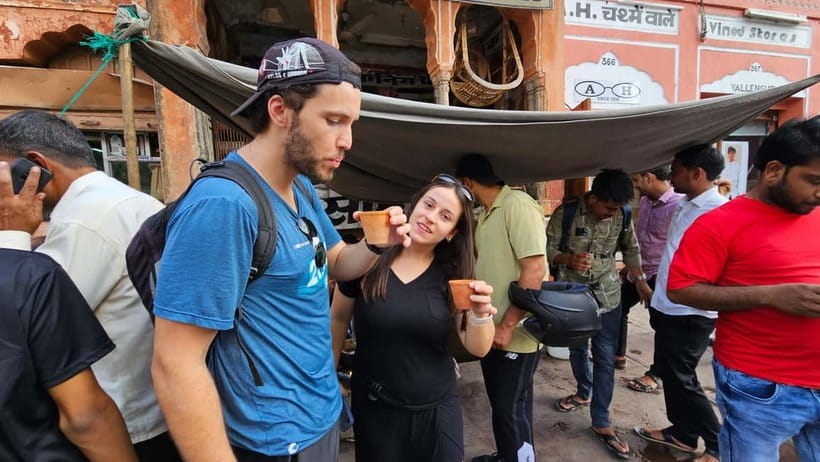 Jaipur Food Walk l Eat Just Like Locals - Savory tastings: kadi samosa, mirchi vada, paneer chilla, and more