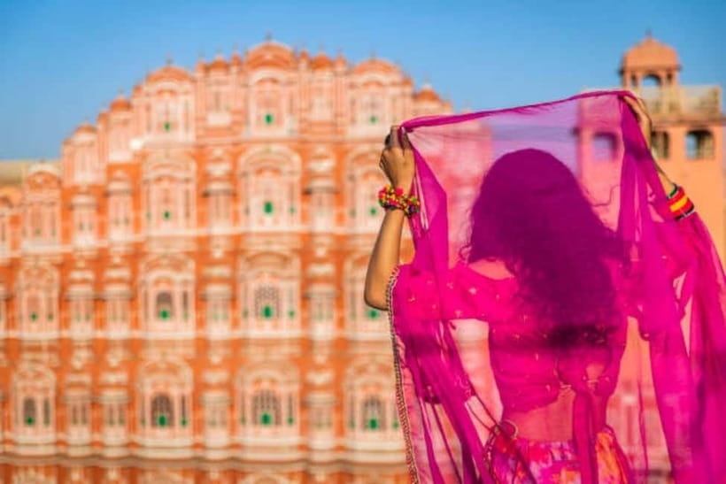Jaipur: Full Day City sightseeing with Car, Guide & Lunch - Private AC car and guide: why the day feels efficient